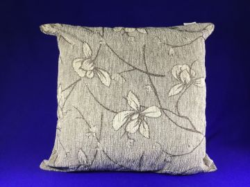 Almofada de tecido floral nude e marrom - 45x45 cm