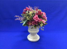 Arranjo flor Marsala com arabiscos rosa p/ Centro de Mesa M