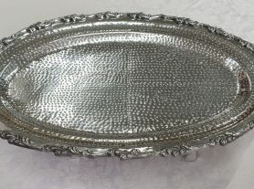 Bandeja Oval Aluminio c/ base - 74x49