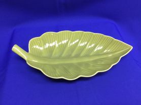 Travessa  folha de porcelana verde 34,5 cm