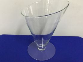 Porta doce vidro cone taça  diagonal - 17 x 22cm