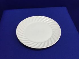 Prato de sobremesa branco trabalhado linha Germer