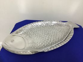 Travessa metal peixe - 60x32cm