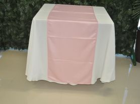 Trilho cetim rosa bebê - 2,50x0,45 m