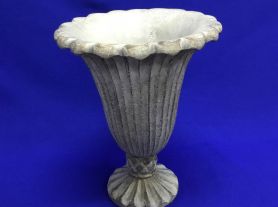 Vaso folhagem de fibra c/ acabamento madeira de demolição 30,5X25cm
